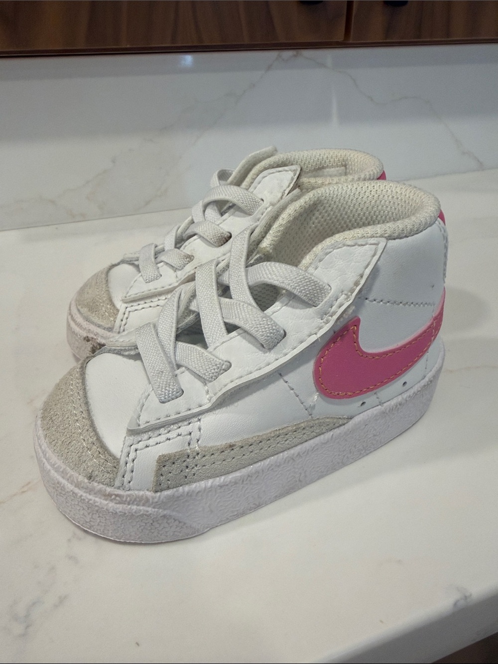 Nike Toddler Blazer Mid ‘77 White Pink High-Top Sneakers - Picture 2 of 5